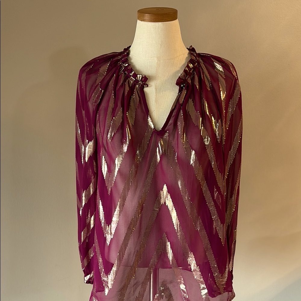 Alice & Trixie berry SILK METALLIC Chevron Blouse Flutter Sleeves Ruffled SILK S